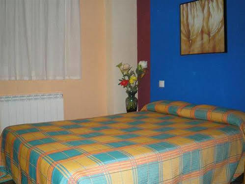 Apartamentos Augusta Centro Сарагоса Екстер'єр фото